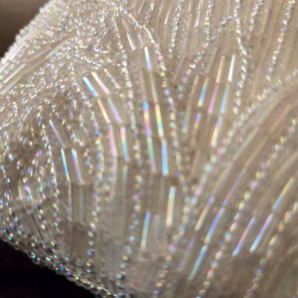 Vintage‎ La Regal White Iridescent Glass Beaded Evening Clutch Zip Top Closure - Picture 9 of 10